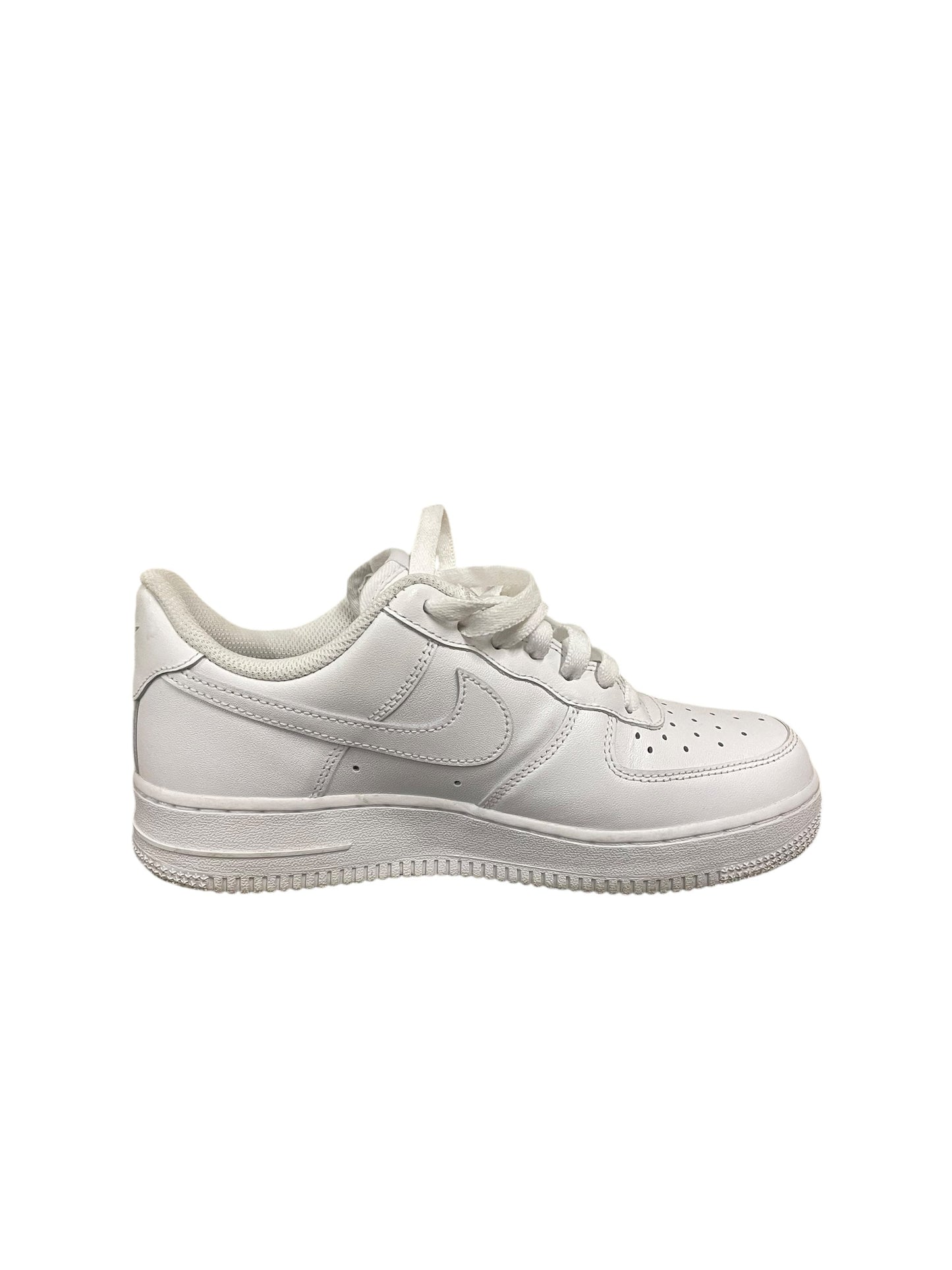 Shoes Athletic By Nike In White, Size: 7