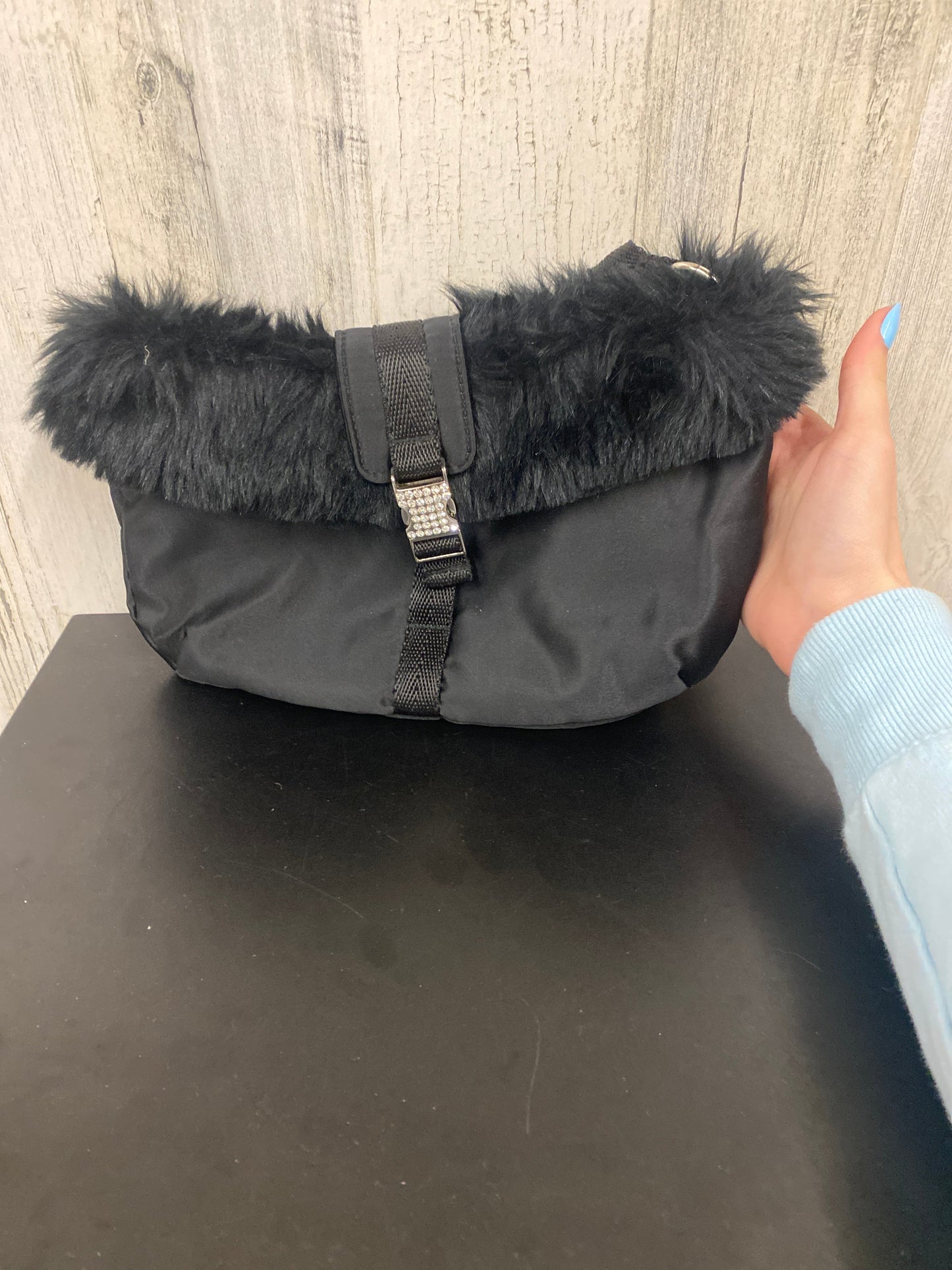 Handbag By Clothes Mentor  Size: Small