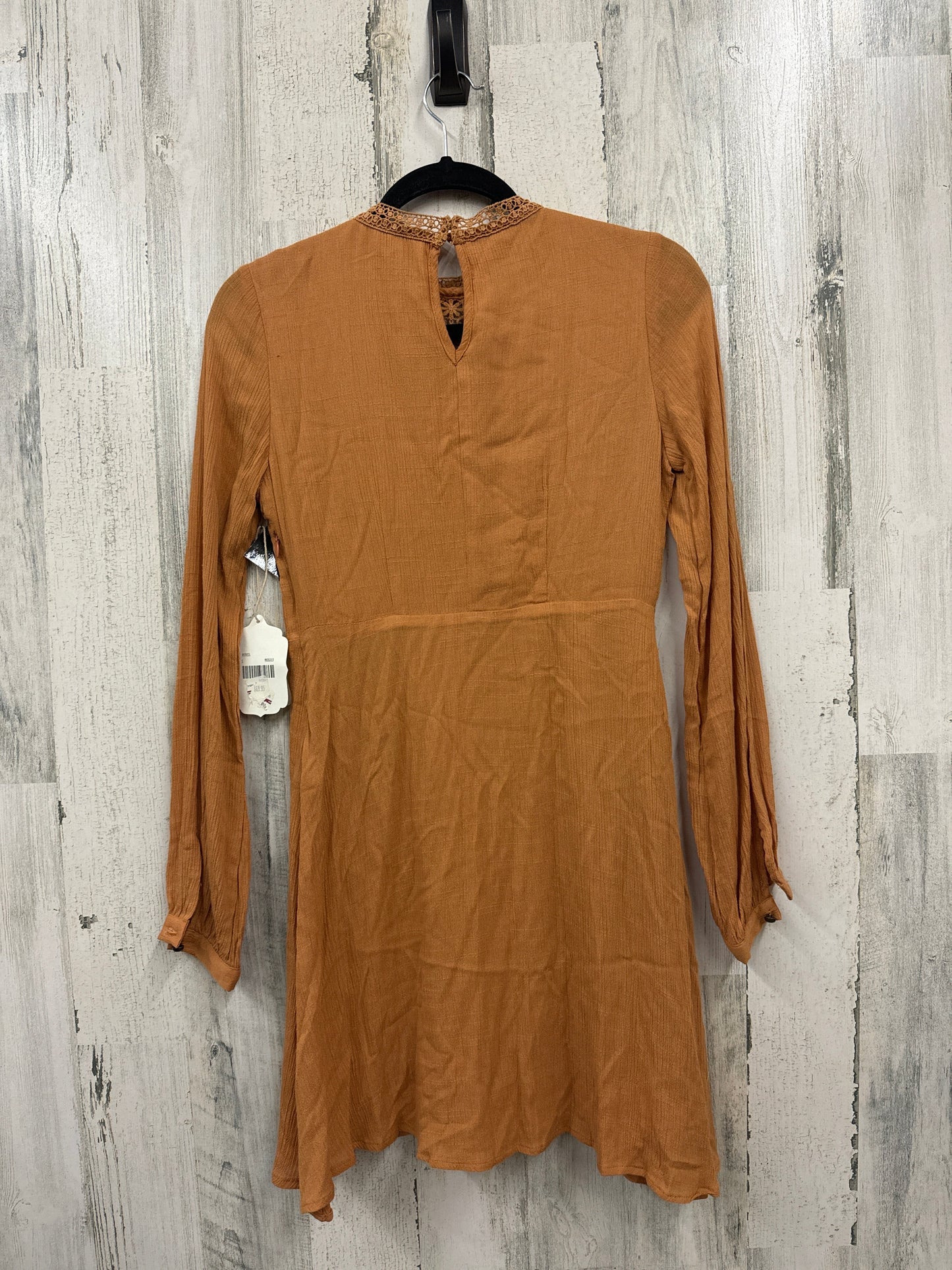 Dress Casual Midi By Altard State  Size: S