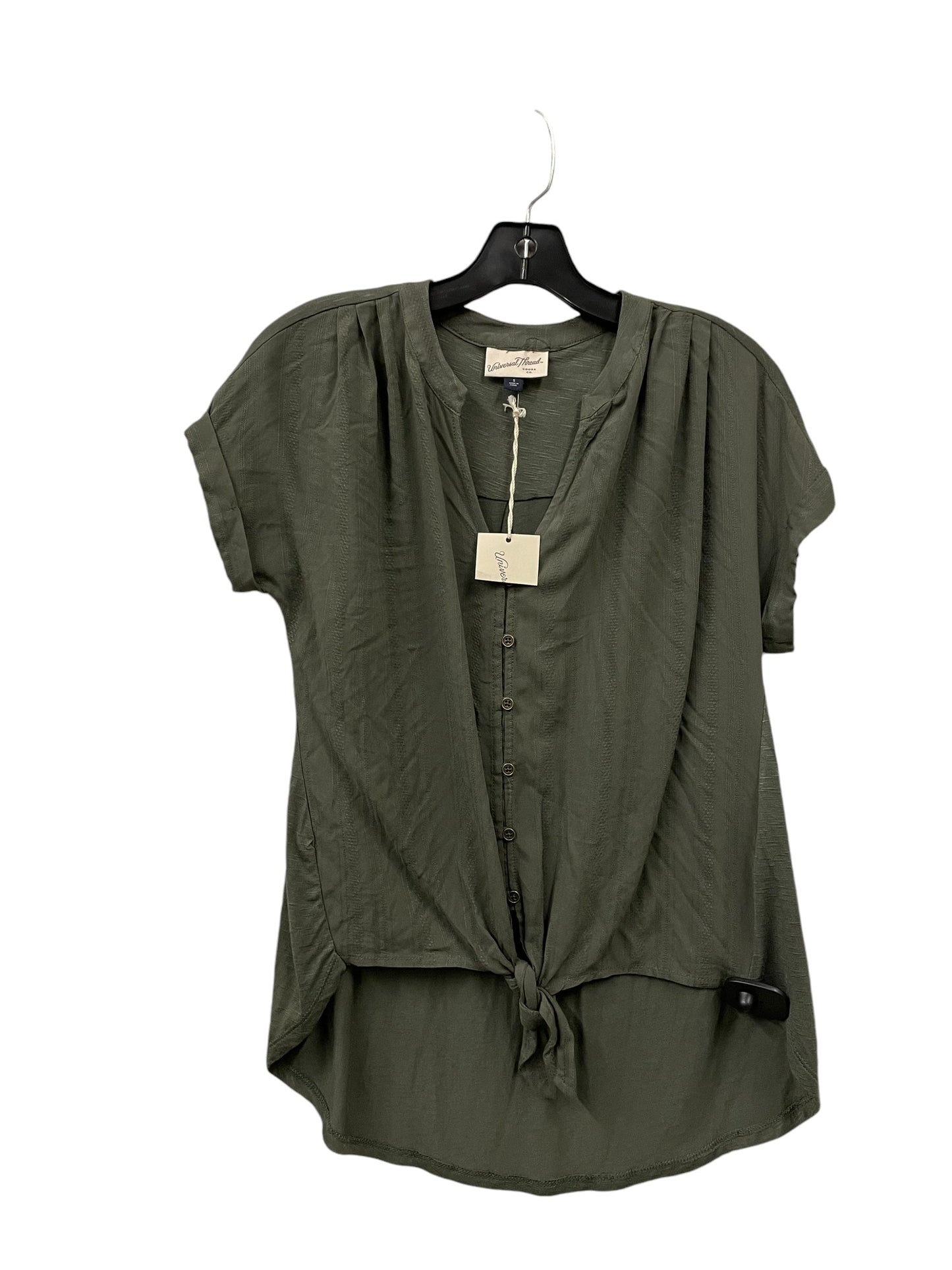 Top Short Sleeve By Universal Thread In Green, Size: S