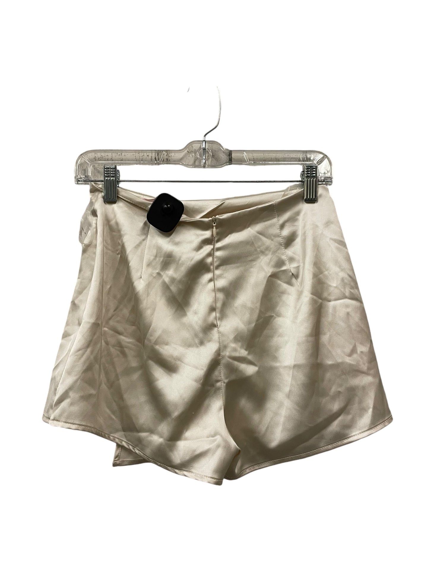 Skirt Mini & Short By Clothes Mentor In Beige, Size: S