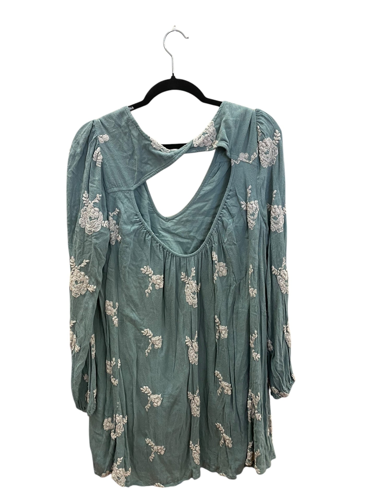 Dress Casual Short By Free People In Green, Size: L