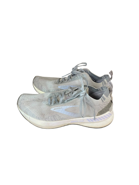 Shoes Athletic By Brooks In Grey, Size: 9.5