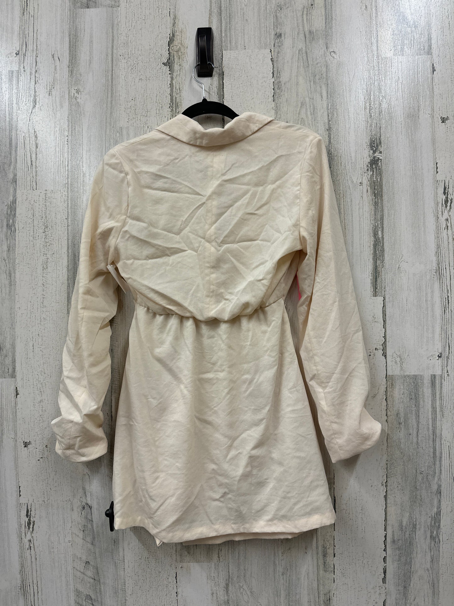 Cream Dress Casual Short Mable, Size M