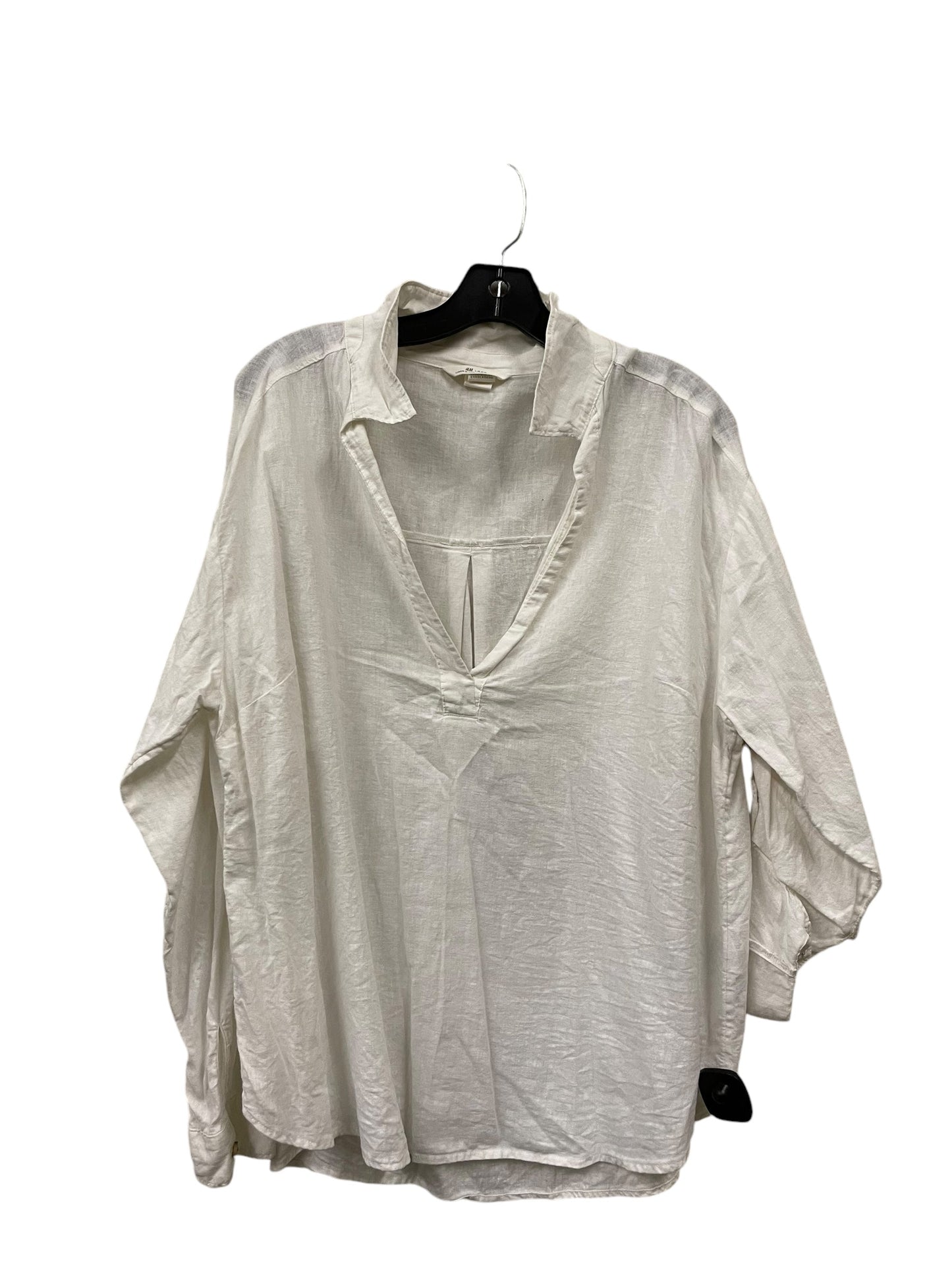 Top Long Sleeve By H&m In White, Size: M