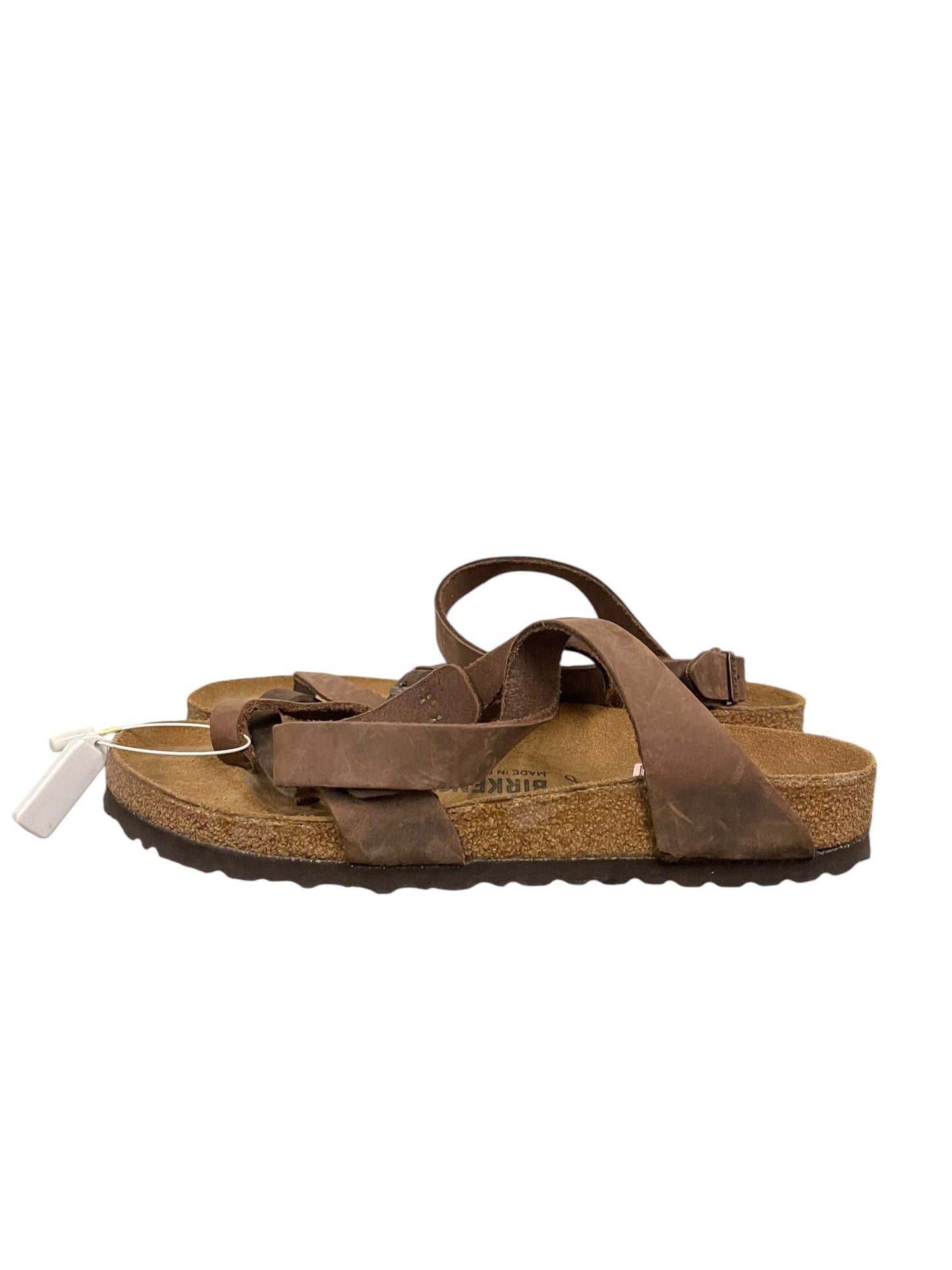 Sandals Flats By Birkenstock In Brown, Size: 10