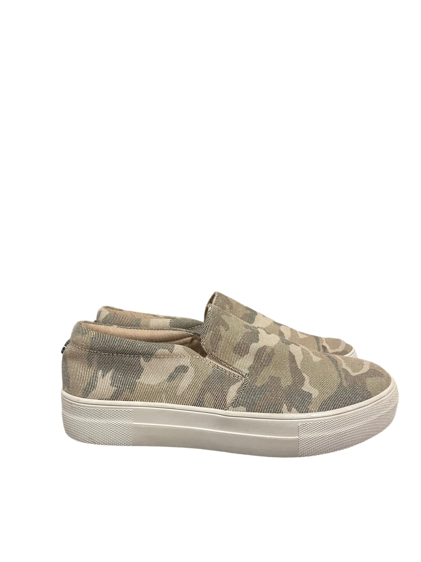 Shoes Sneakers By Steve Madden In Camouflage Print, Size: 8.5