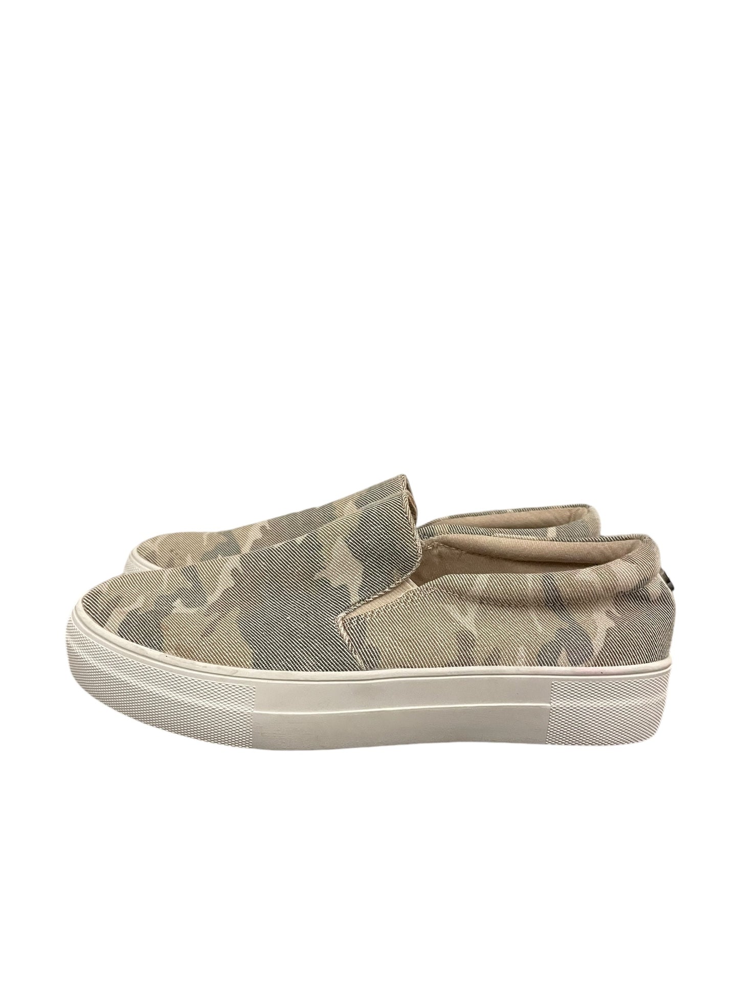 Shoes Sneakers By Steve Madden In Camouflage Print, Size: 8.5