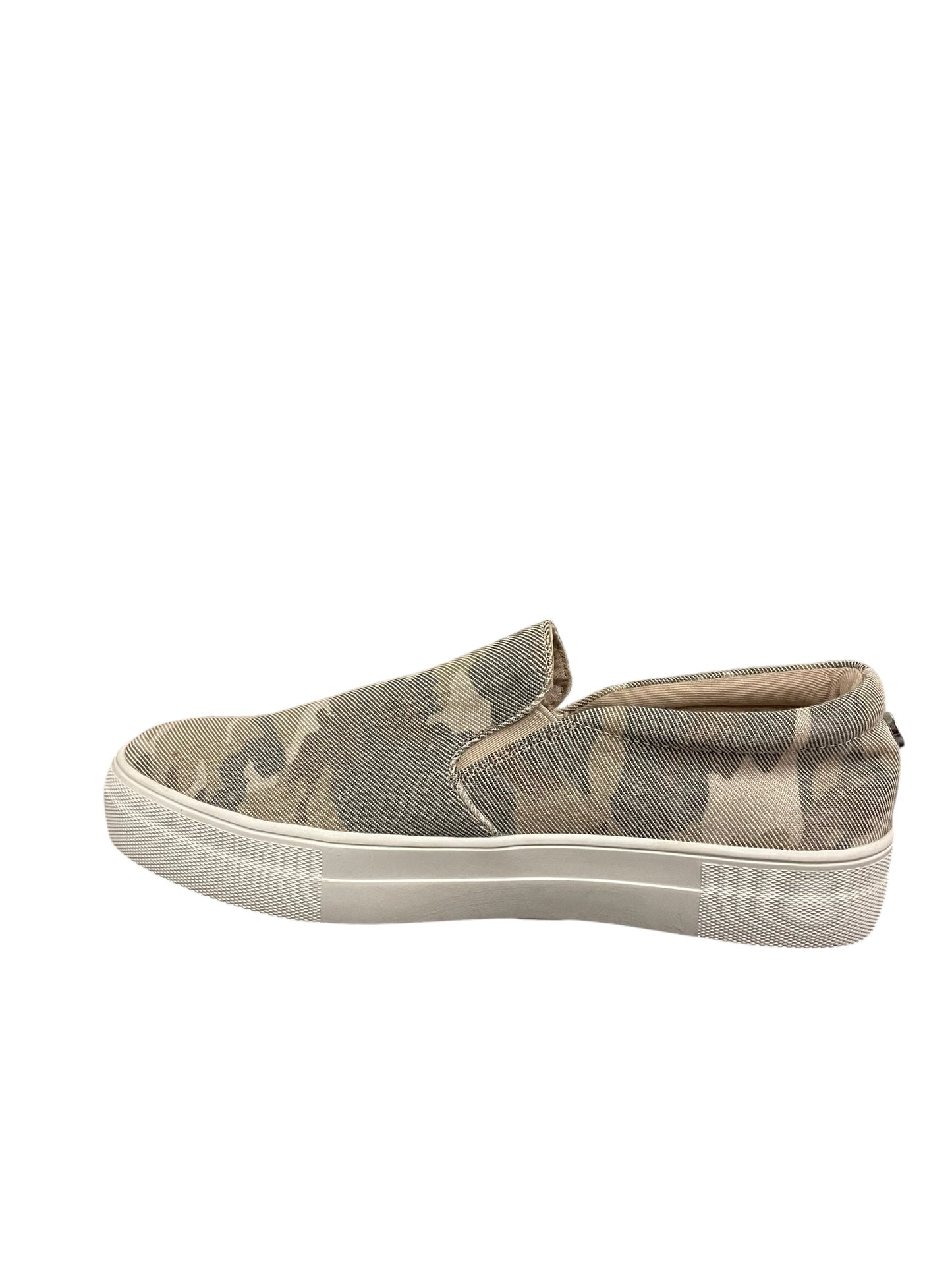 Shoes Sneakers By Steve Madden In Camouflage Print, Size: 8.5