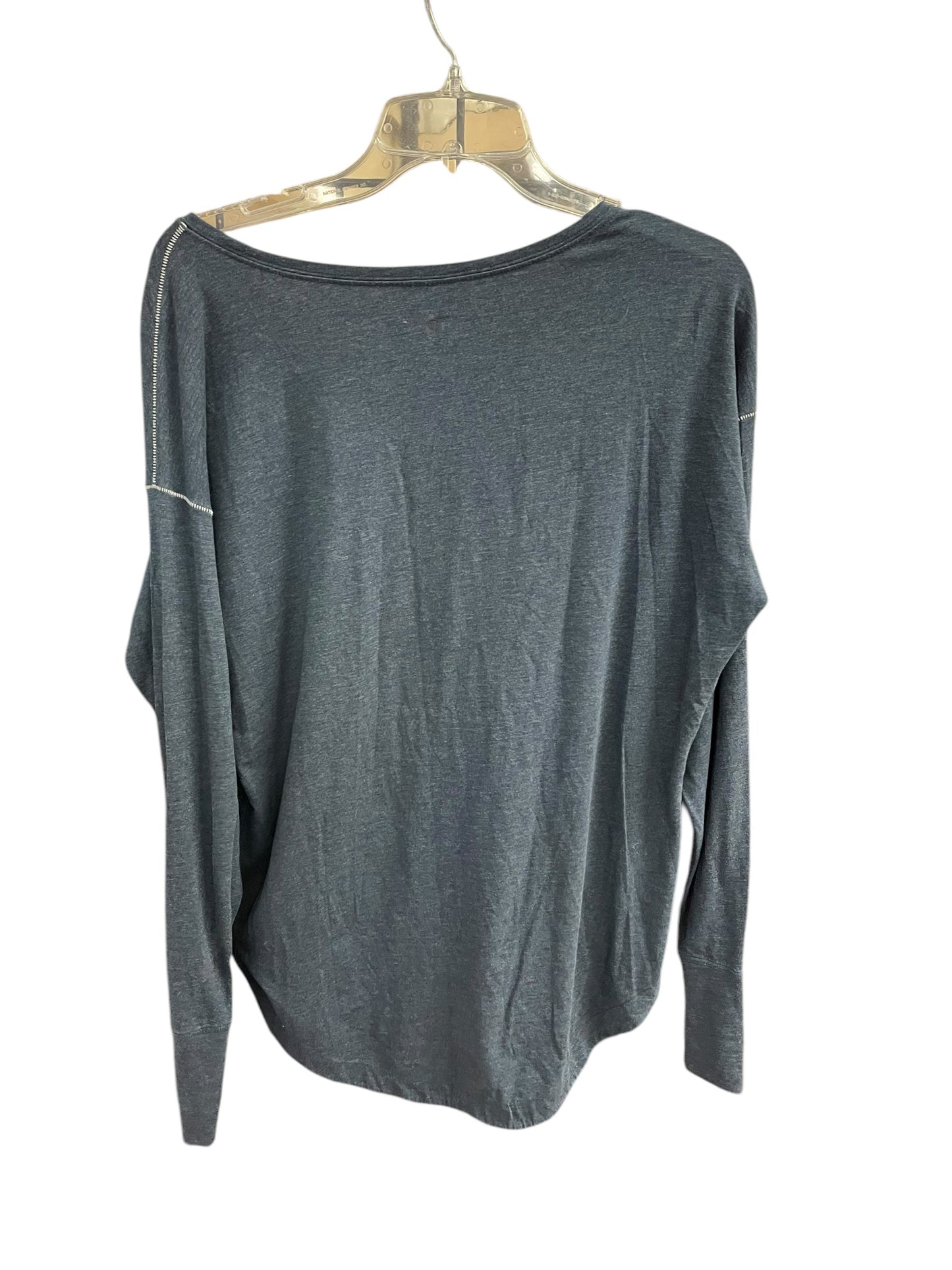 Athletic Top Long Sleeve Crewneck By Lululemon In Grey, Size: M