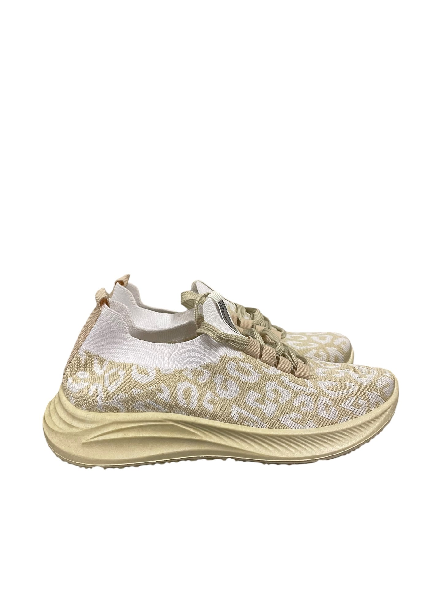 Shoes Athletic By Simply Southern In Cream, Size: 7.5