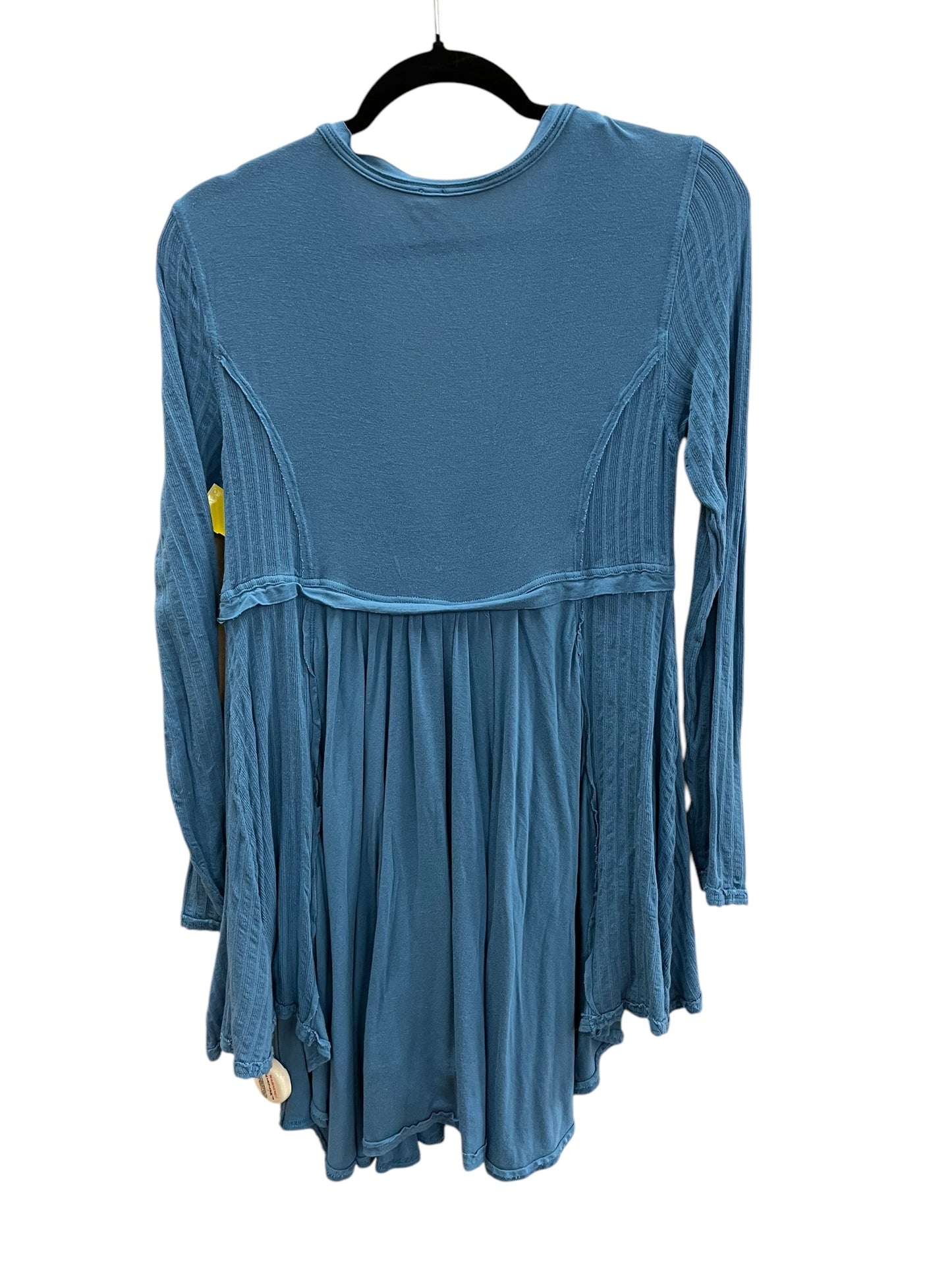 Top Long Sleeve By Free People In Blue, Size: M