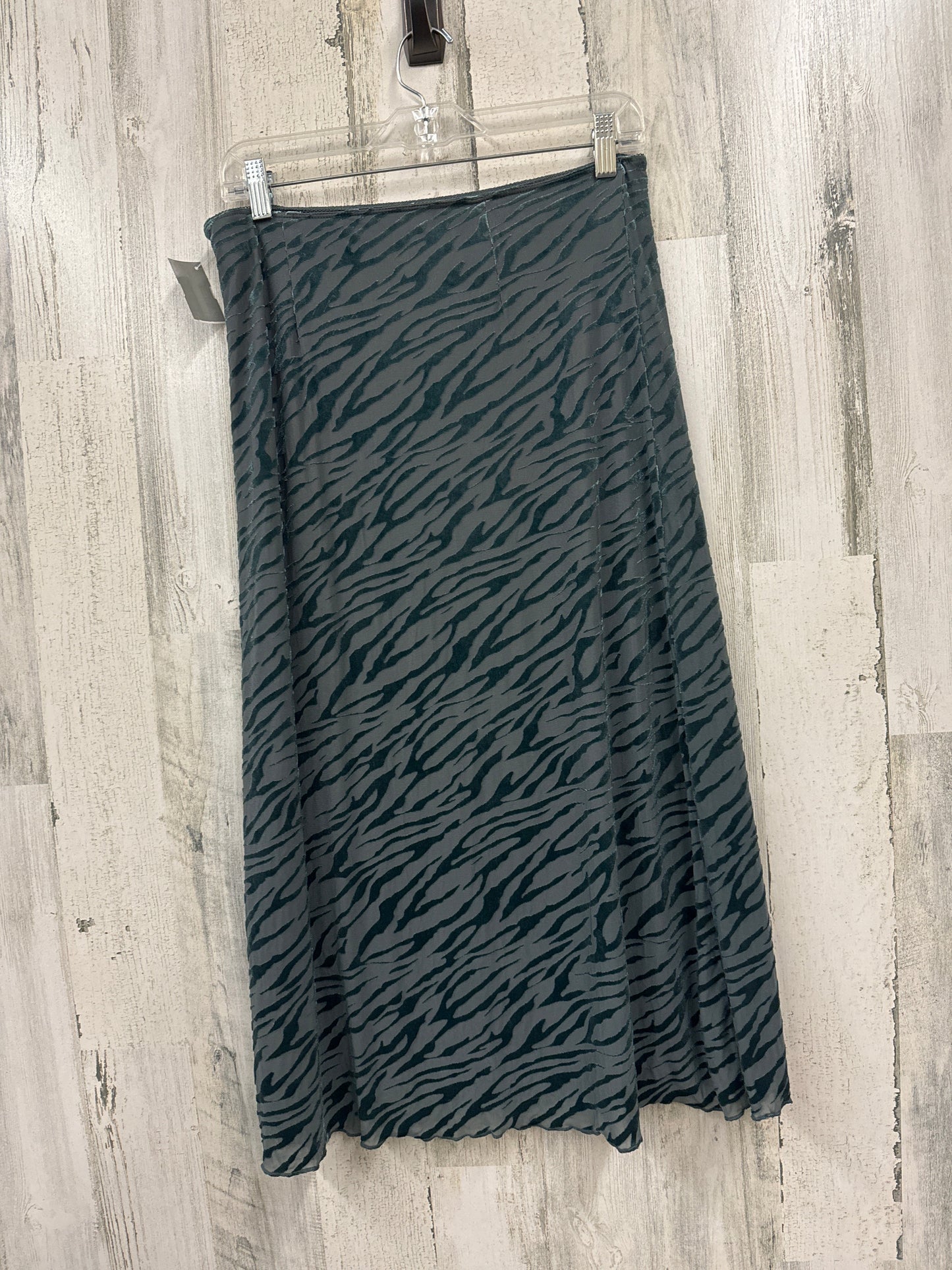 Skirt Midi By Forever 21  Size: L