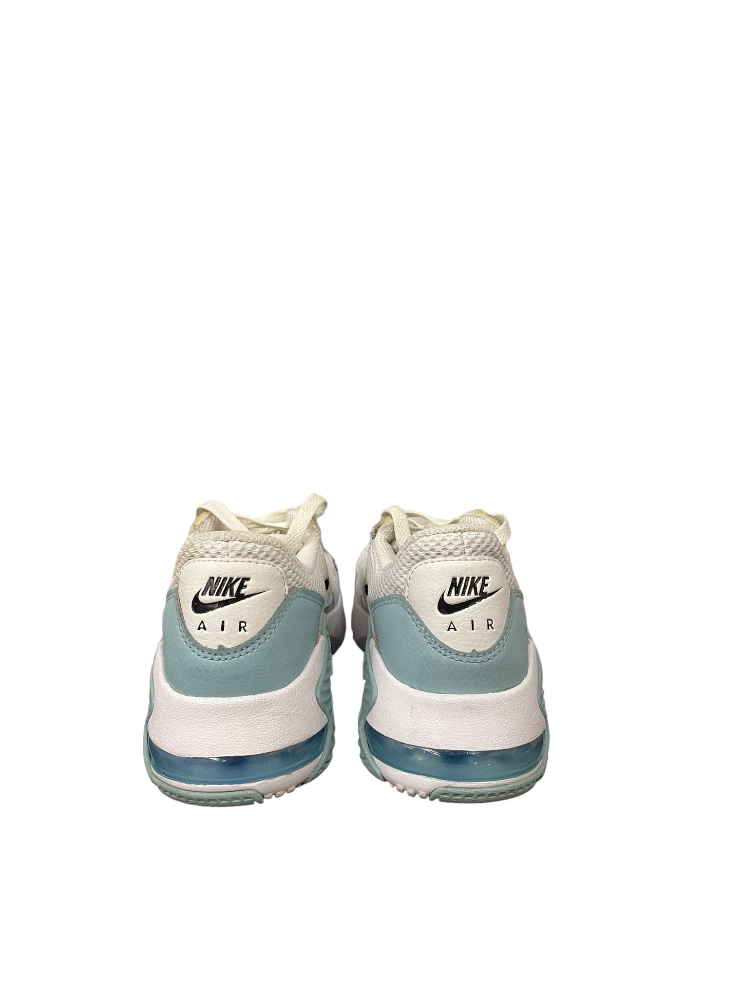 Shoes Sneakers By Nike In White, Size: 7