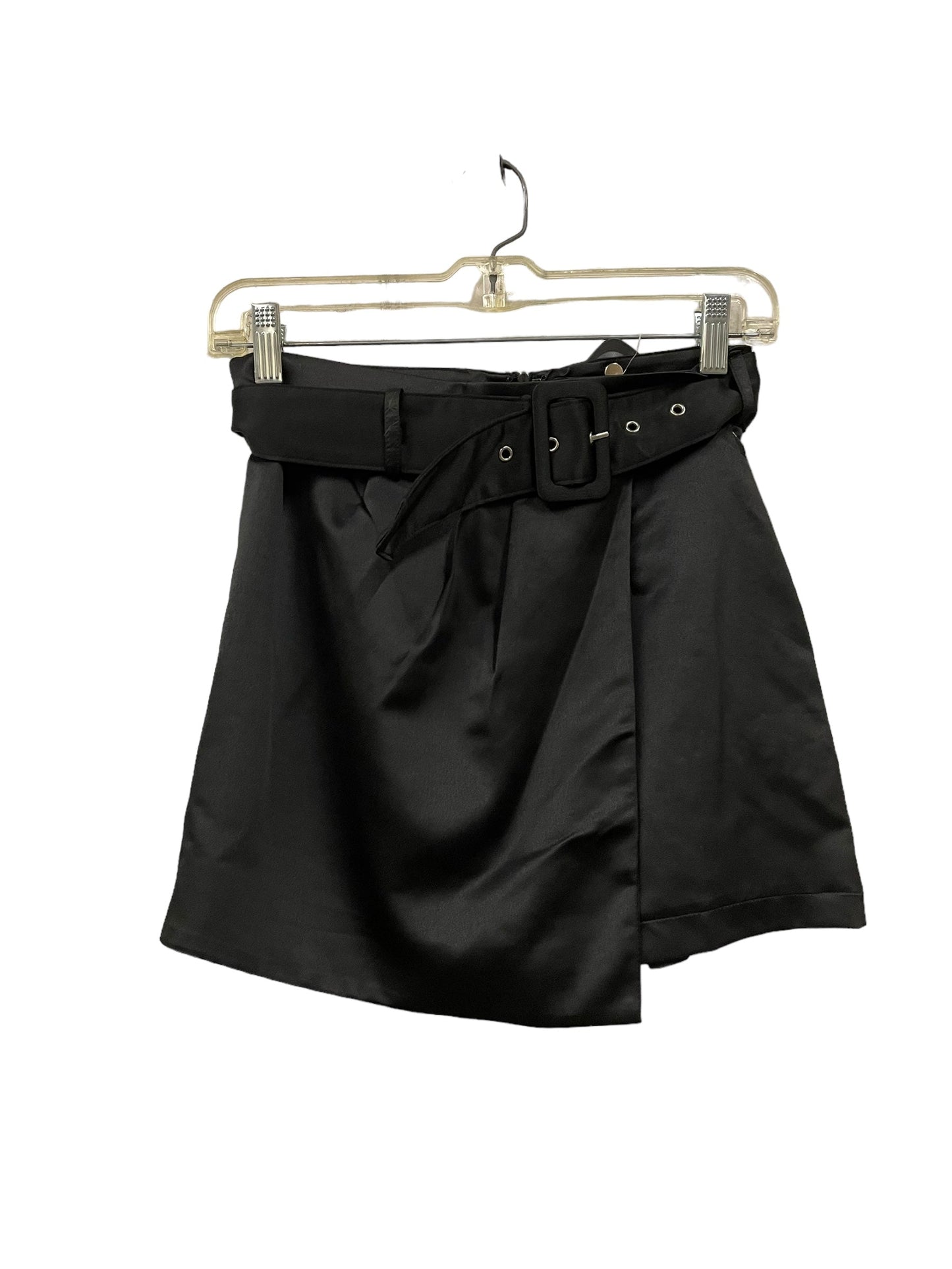 Skirt Mini & Short By Clothes Mentor In Black, Size: S