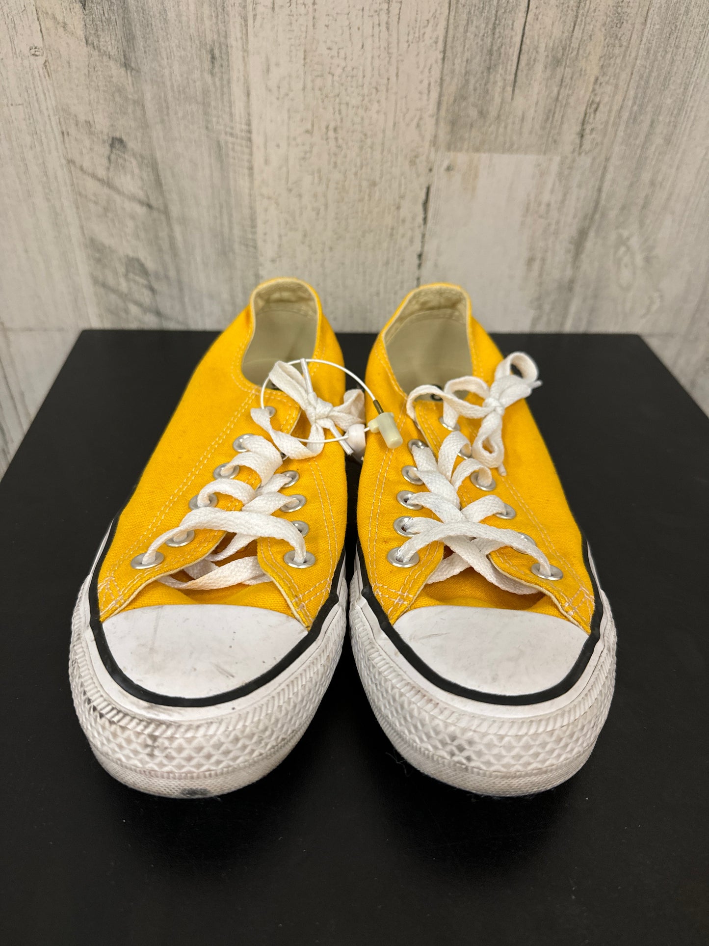 Yellow Shoes Sneakers Converse, Size 7.5