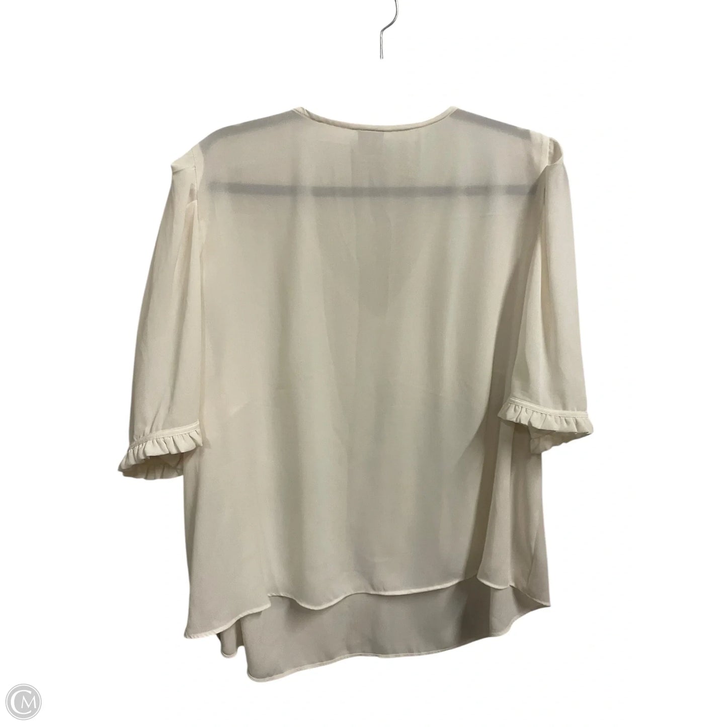 Top Short Sleeve By Worthington In Cream, Size: 1x