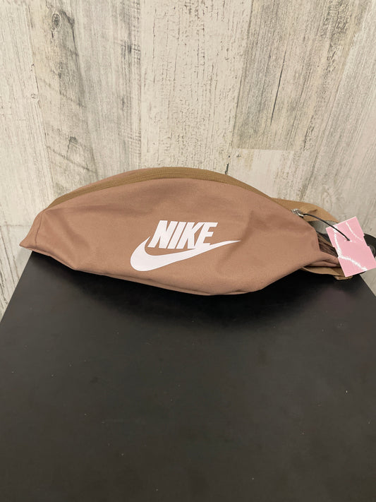 Belt Bag By Nike Apparel, Size: Medium