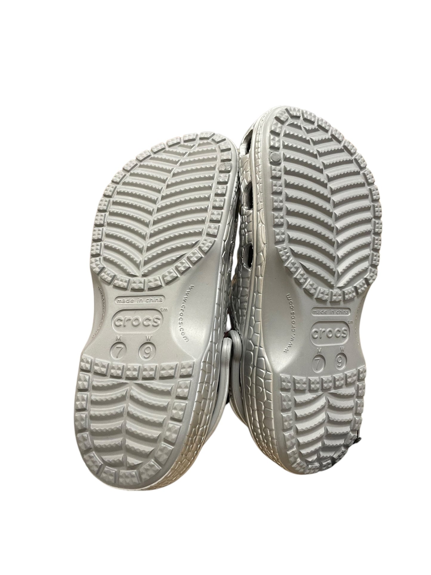 Shoes Flats By Crocs In Silver, Size: 9