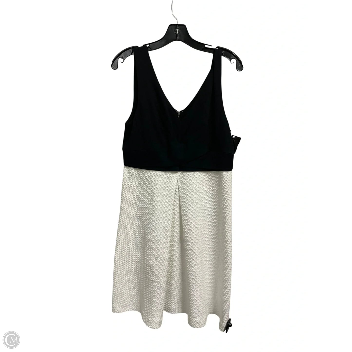 Dress Casual Short By Maeve In Black & White, Size: M