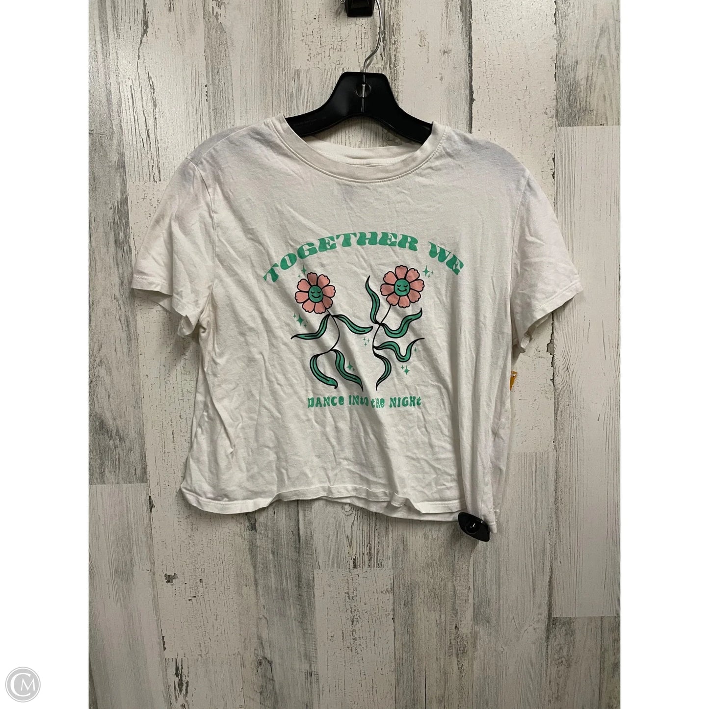 Top Short Sleeve Basic By Divided In Cream, Size: M