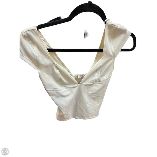 Top Short Sleeve By Clothes Mentor In Yellow, Size: S