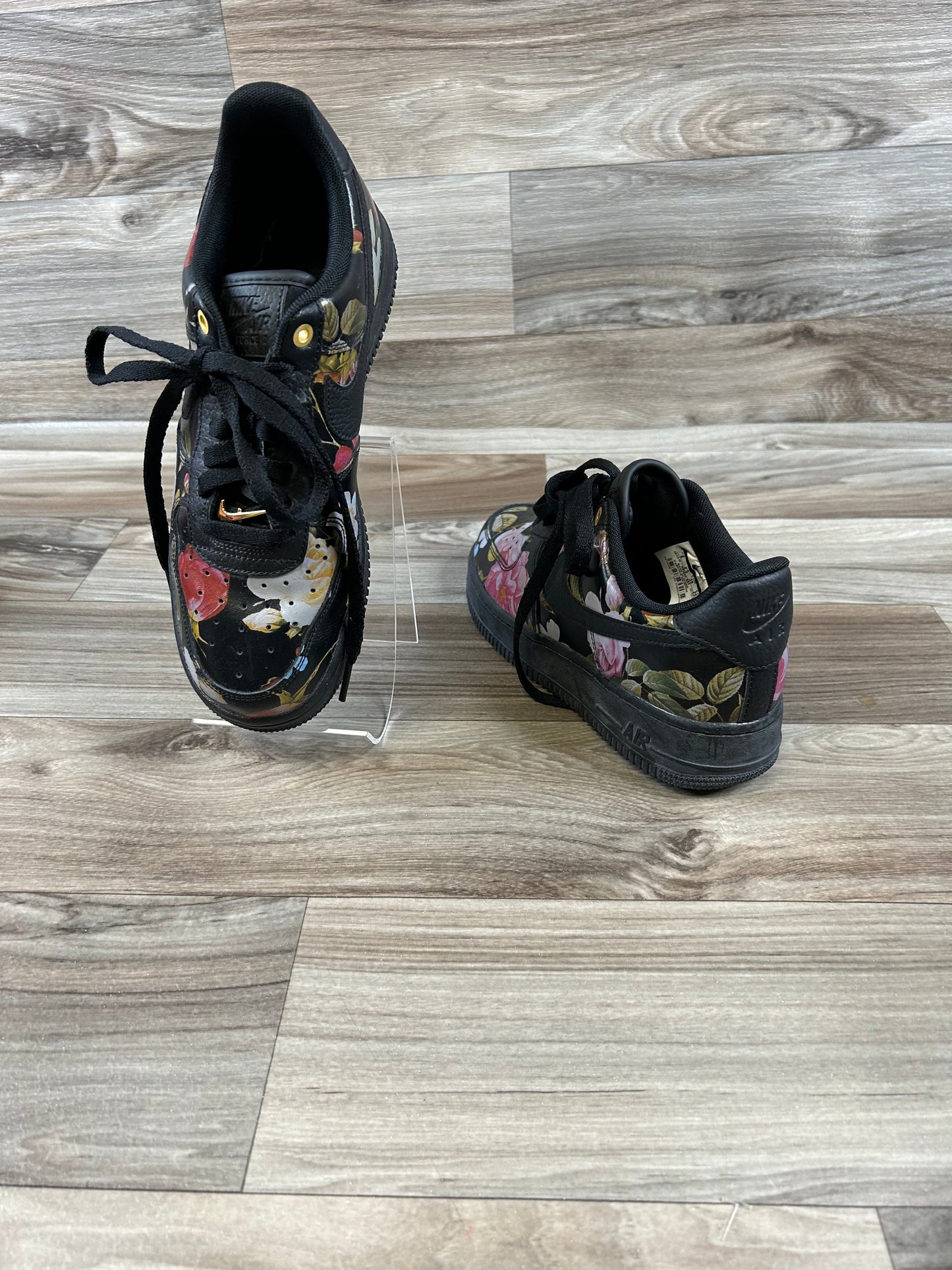 Floral Print Shoes Athletic Nike, Size 8