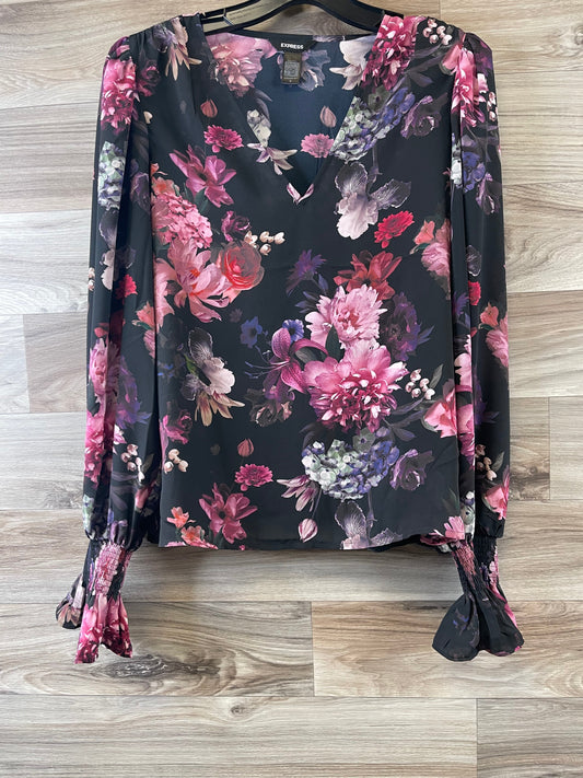 Top Long Sleeve Basic By Express In Floral Print, Size: M