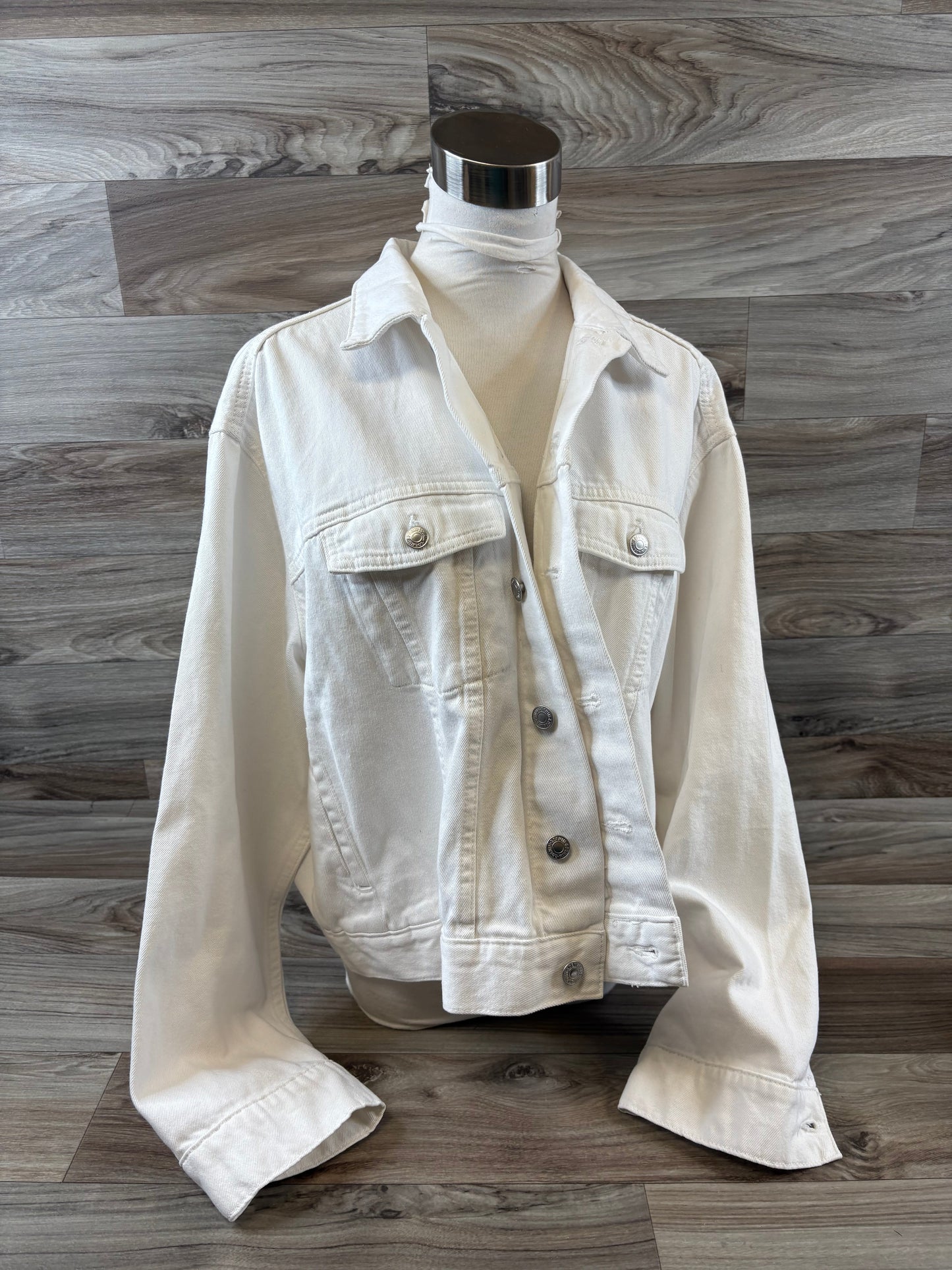 Jacket Denim By Clothes Mentor In White, Size: Xl