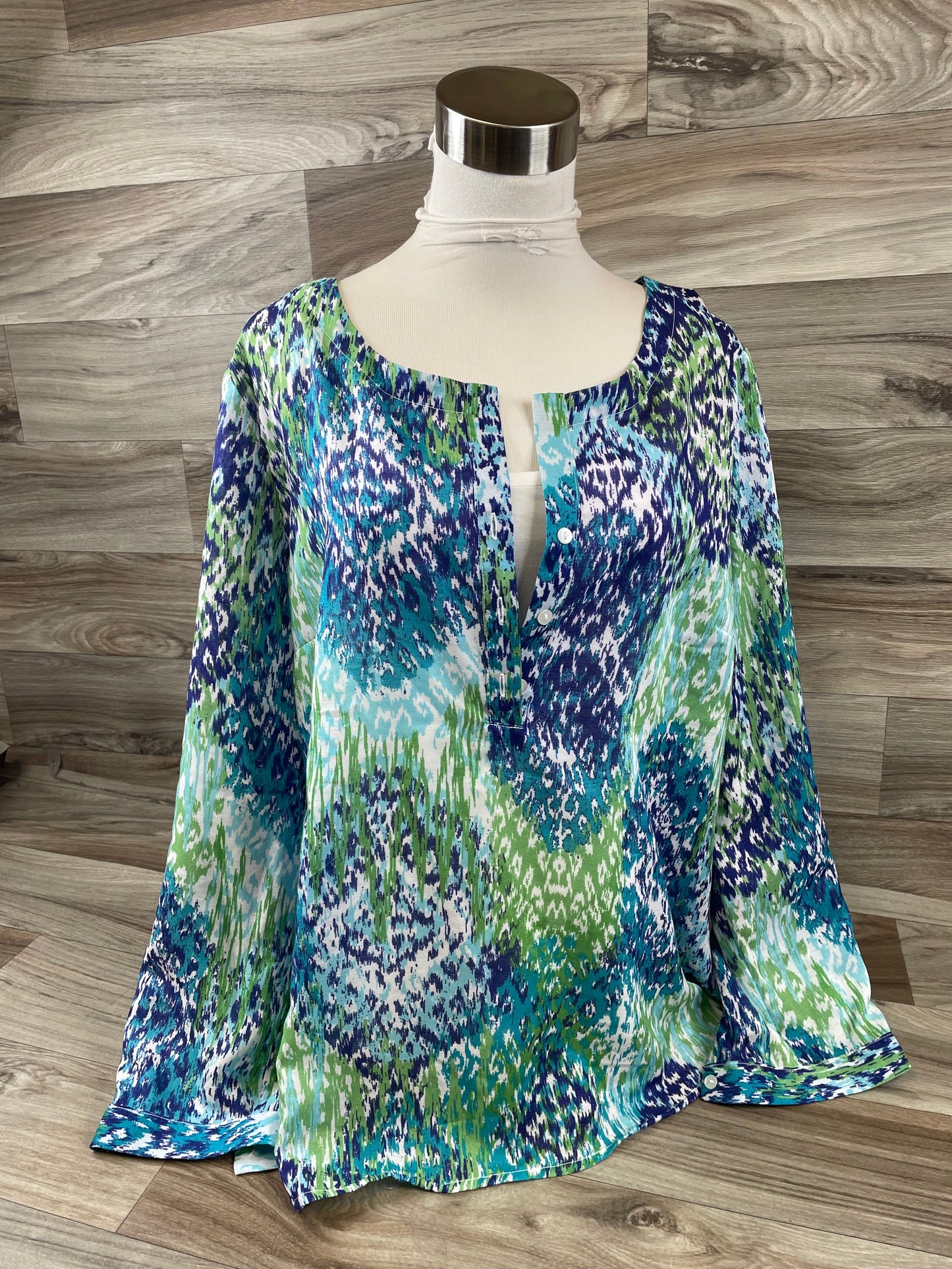 Top Long Sleeve By Liz Claiborne In Blue & Green, Size: Xlp