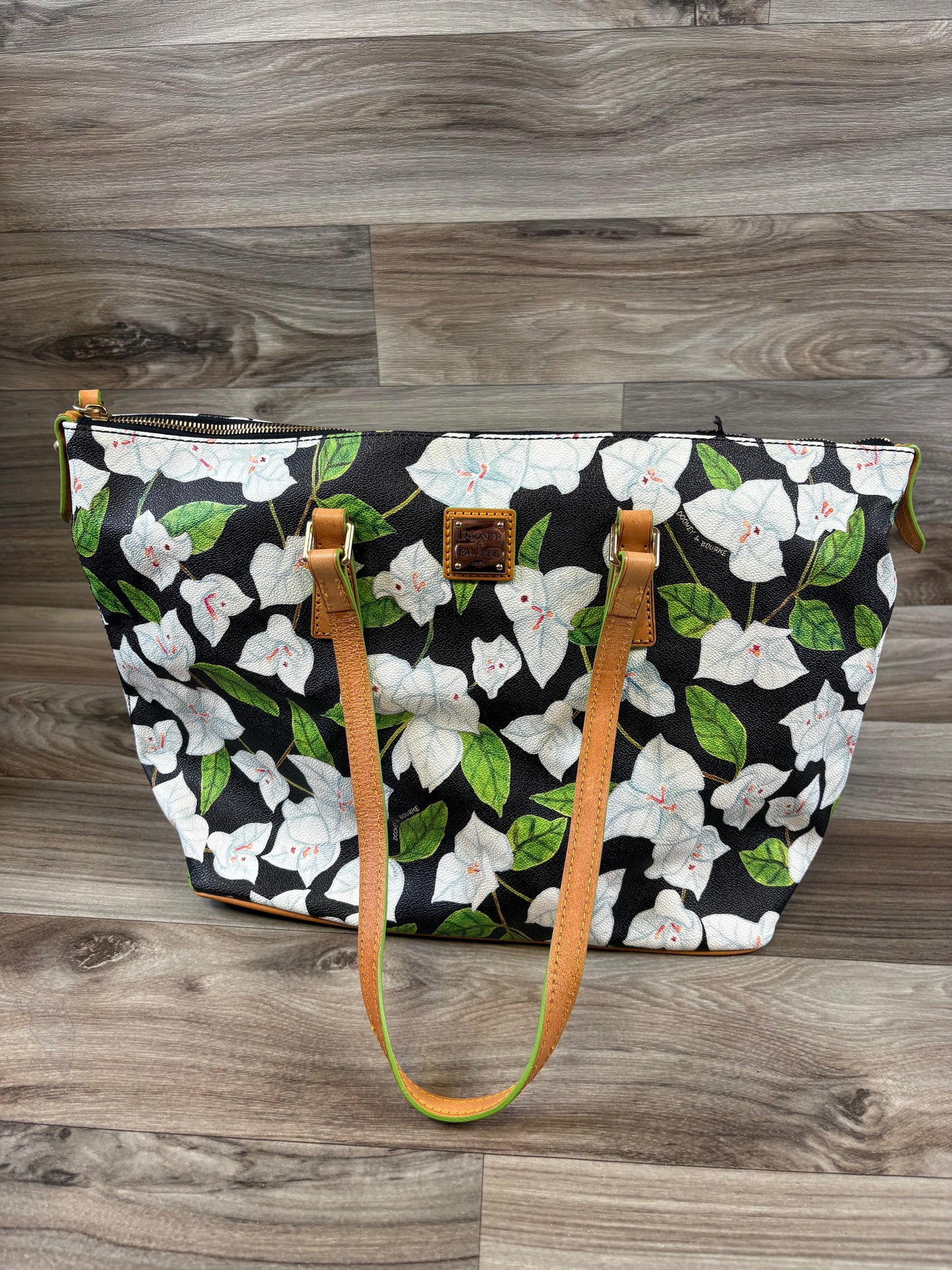 Tote Designer By Dooney And Bourke, Size: Large