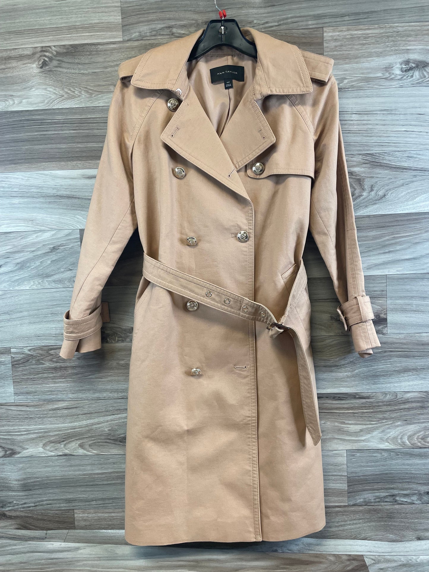 Coat Trench Coat By Ann Taylor In Tan, Size: Xsp