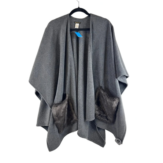 Poncho By Joan Rivers In Grey, Size: Osfm