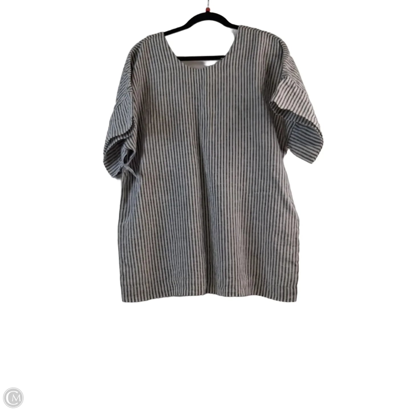 Top Short Sleeve By Clothes Mentor In Striped Pattern, Size: M