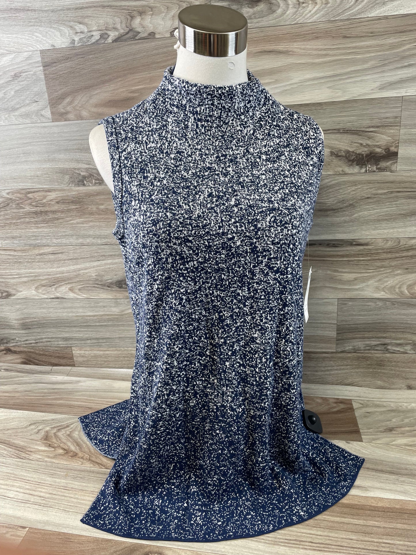 Blue & White Top Sleeveless Zenergy By Chicos, Size M