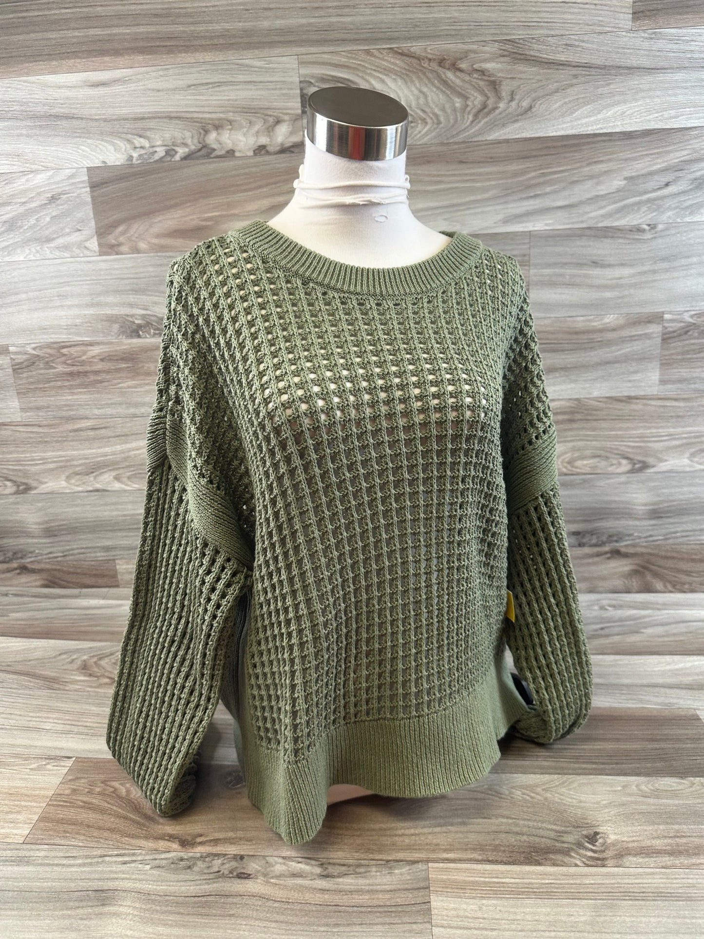 Top Long Sleeve By Old Navy In Green, Size: L