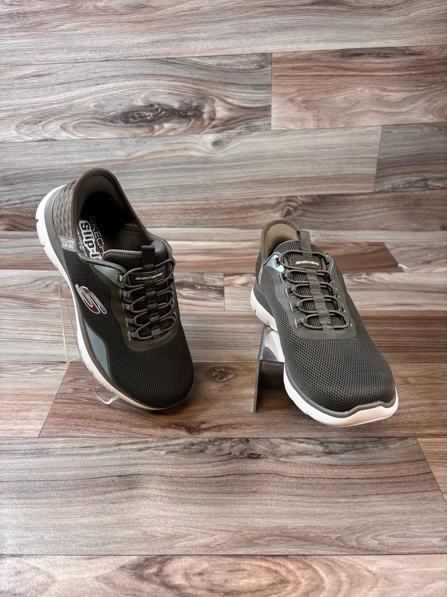 Grey Shoes Sneakers Skechers, Size 7