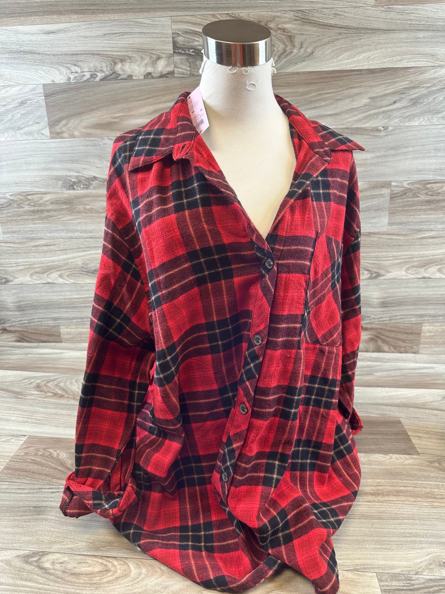 Top Long Sleeve By Wild Fable In Plaid Pattern, Size: Xl