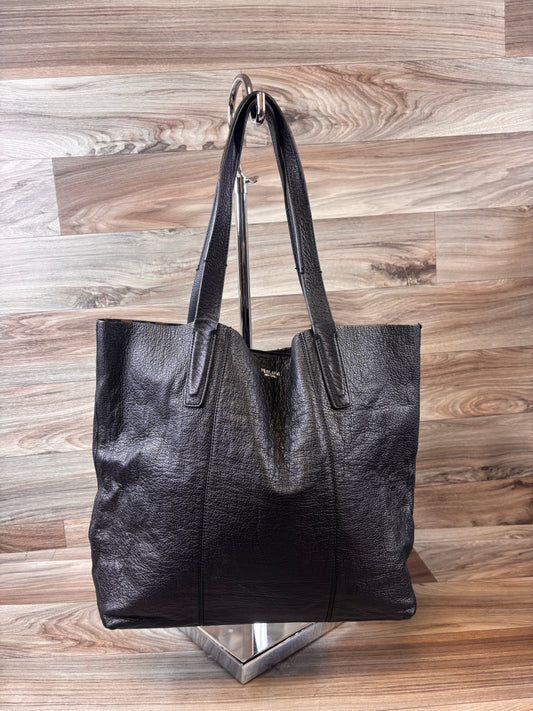 Tote By Clothes Mentor, Size: Large