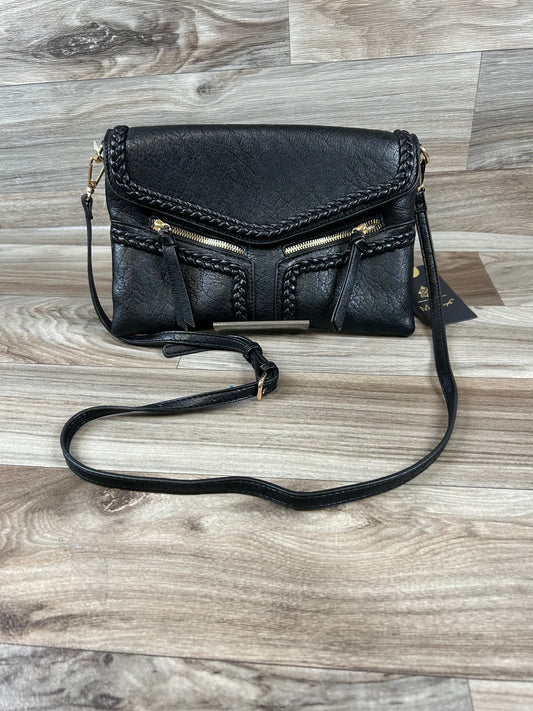 Crossbody By Clothes Mentor, Size: Medium