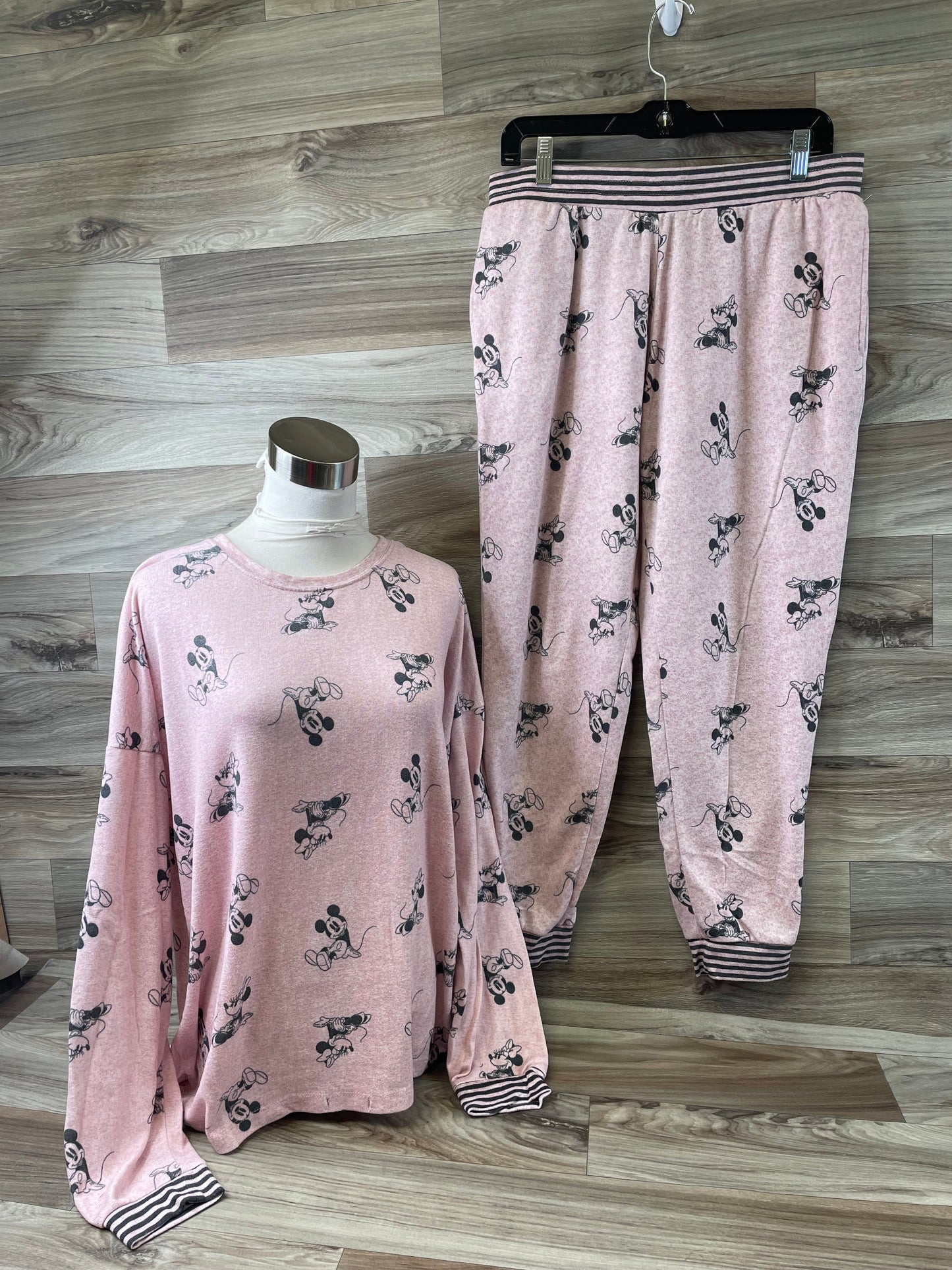 Pajamas 2pc By Disney Store In Black & Pink, Size: M