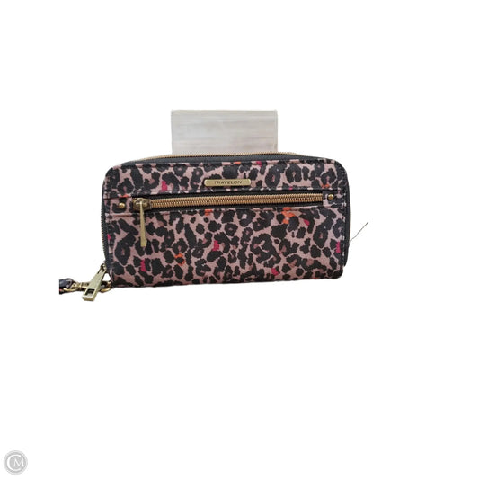 Wristlet By Travelon, Size: Medium