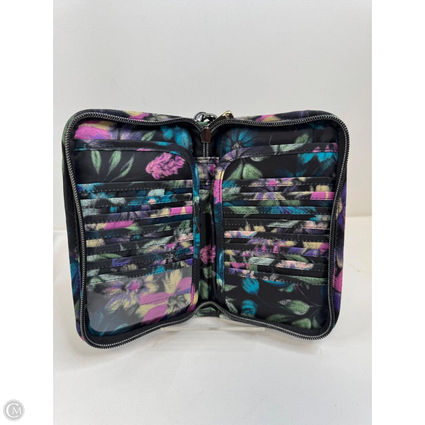 Wristlet By Lug, Size: Medium