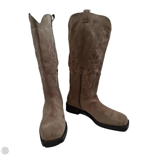 Shoes Flats By Fitflop In Peach, Size: 9