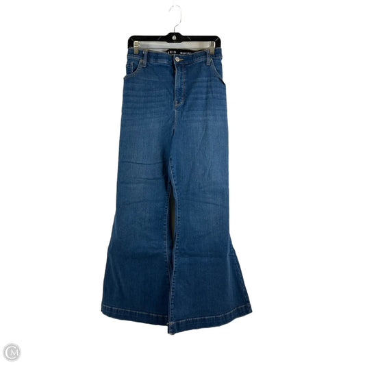 Jeans Flared By Torrid In Blue Denim, Size: 24