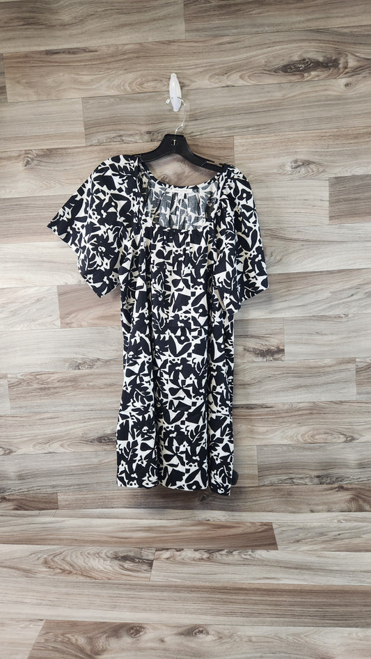 Black & White Dress Casual Short Free Assembly, Size Xs