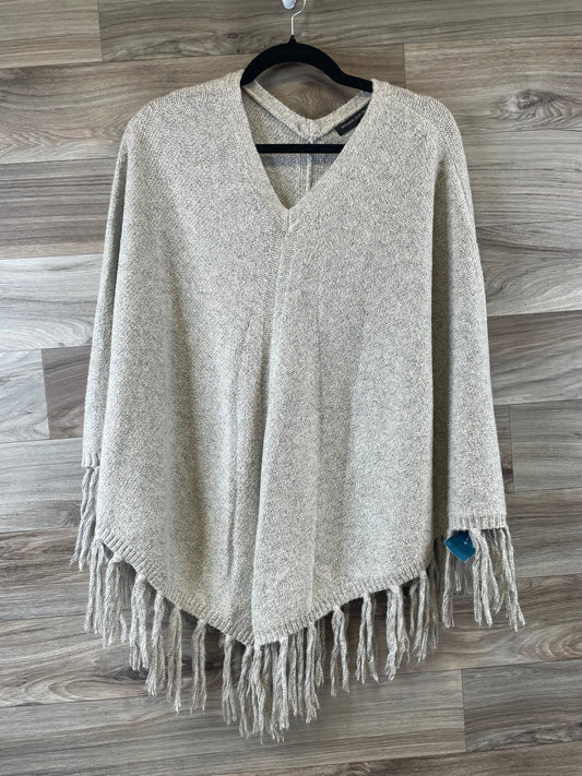 Poncho By Clothes Mentor In Taupe, Size: Xs