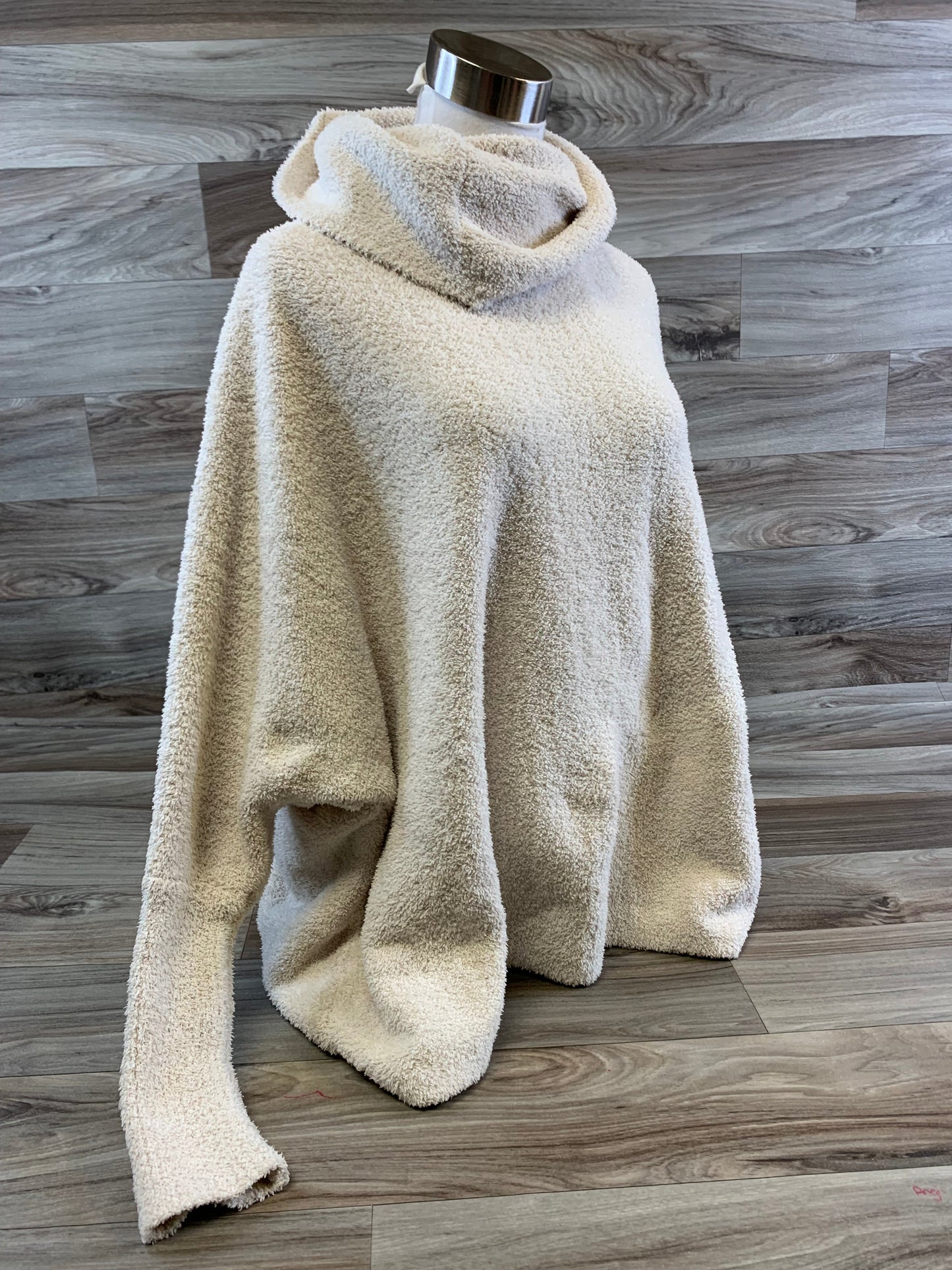 Sweater By Jessica Simpson In Cream, Size: Xs