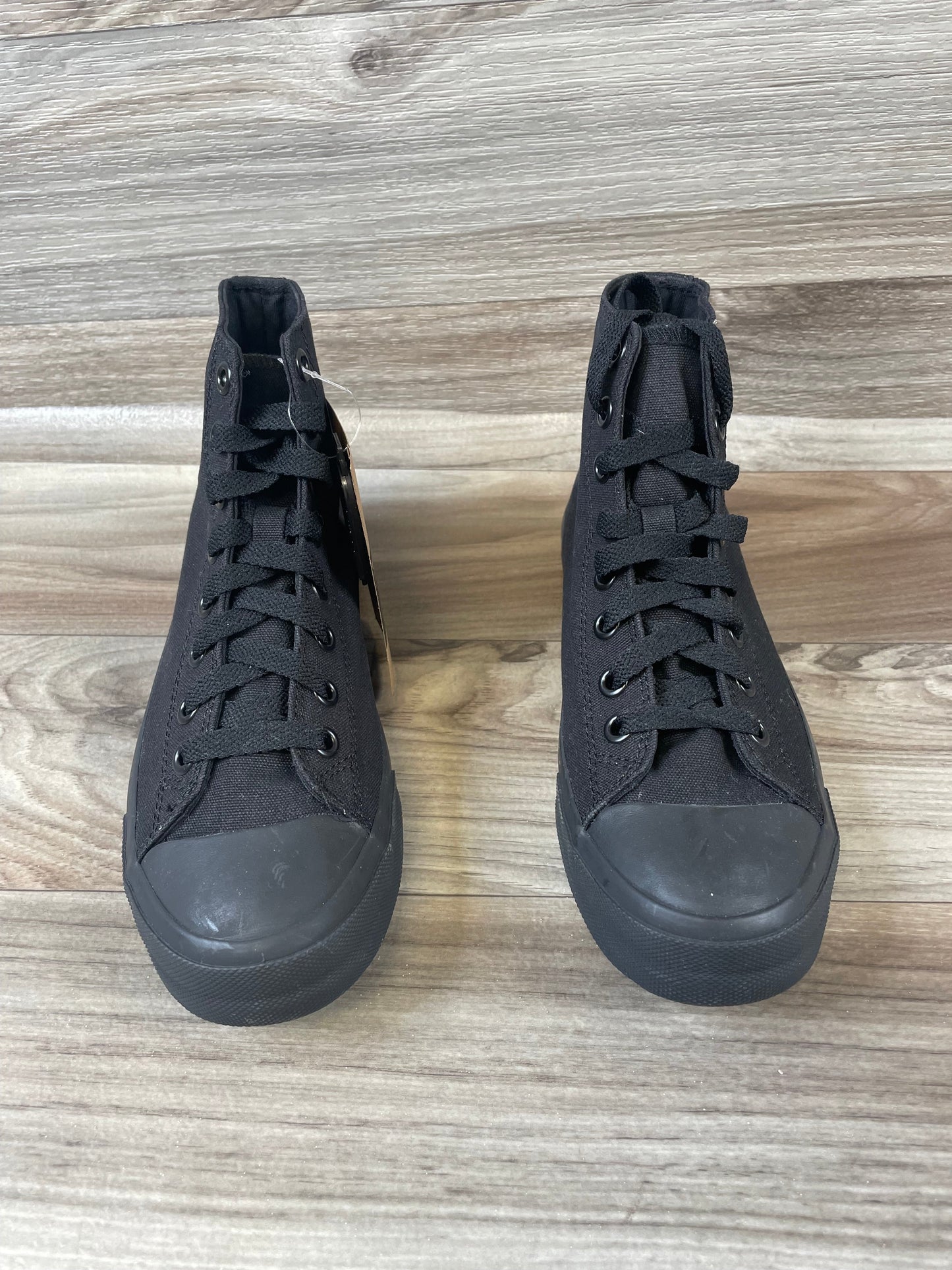 Shoes Sneakers By Clothes Mentor In Black, Size: 6.5