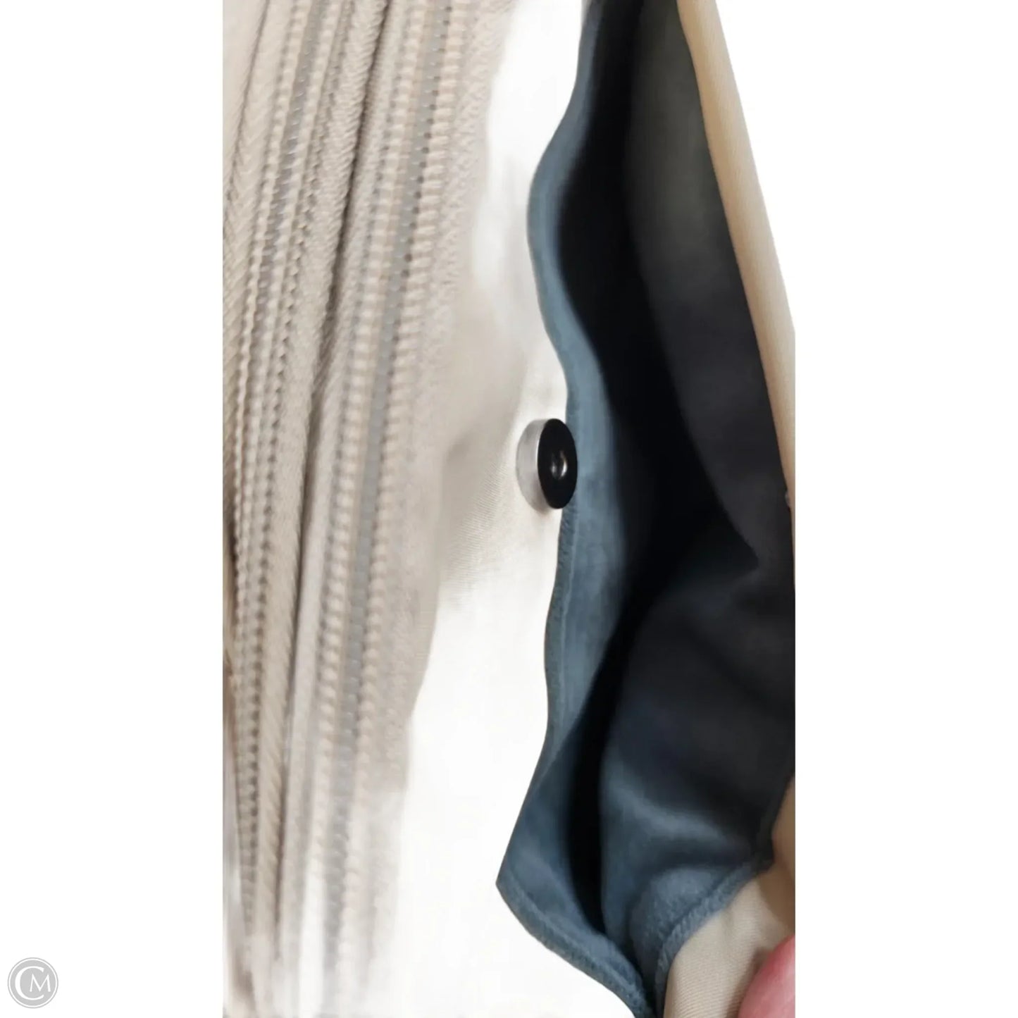 Crossbody By Clothes Mentor, Size: Large